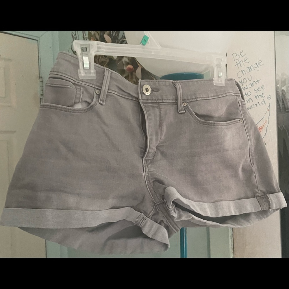 Shorts  Denizen Levi’s  17 w33  Gray